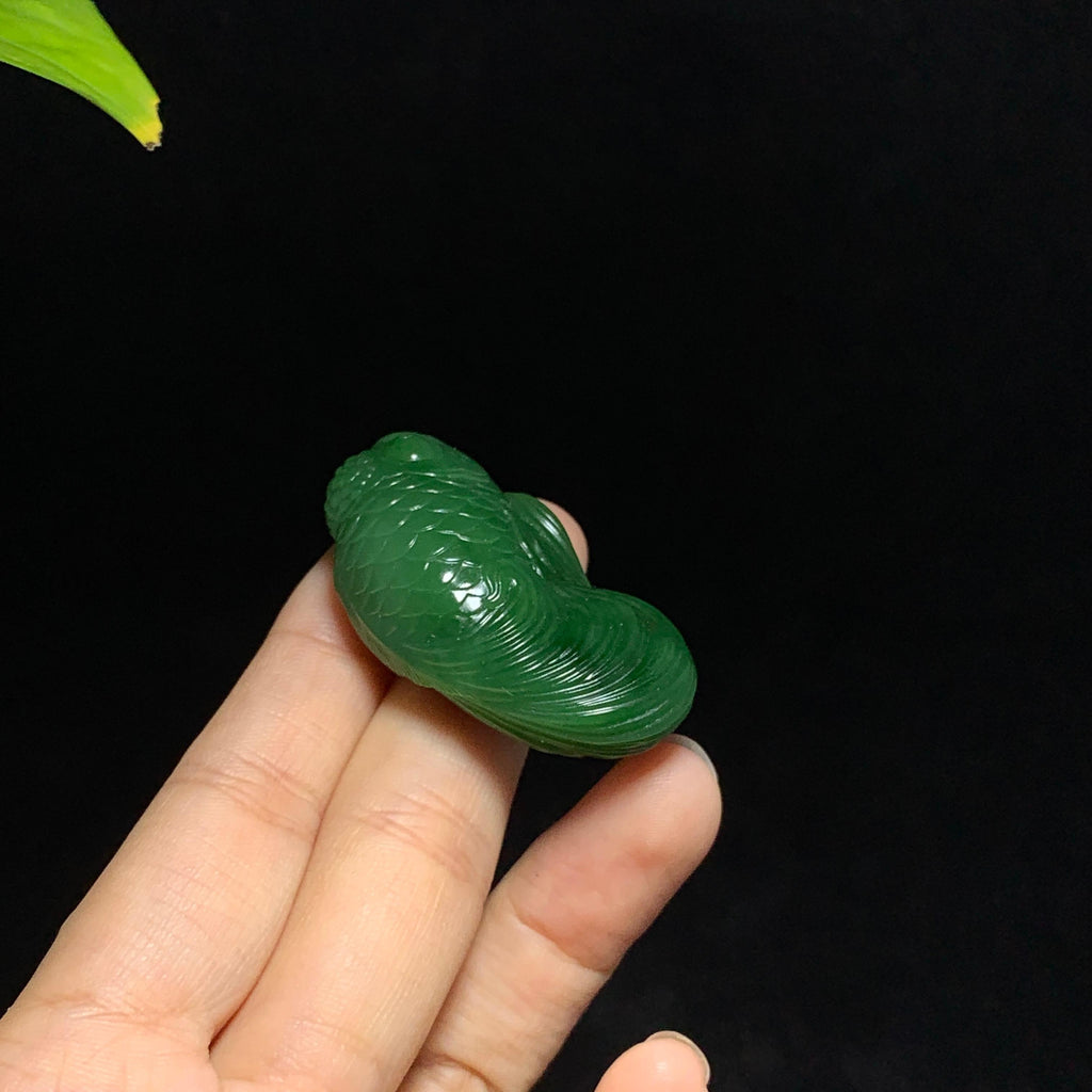 碧玉菠菜绿连年有余挂件（31.2g）