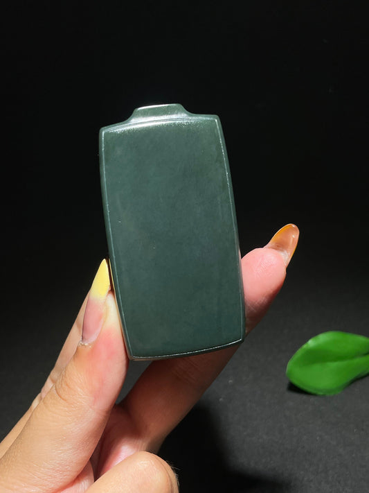 和田玉沙枣青无事牌（75.0g）