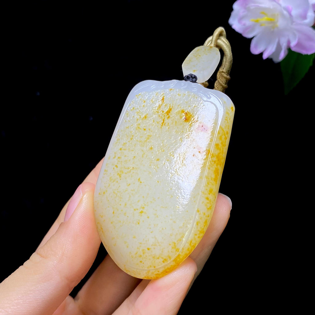 和田玉籽料无事牌（65.2g）