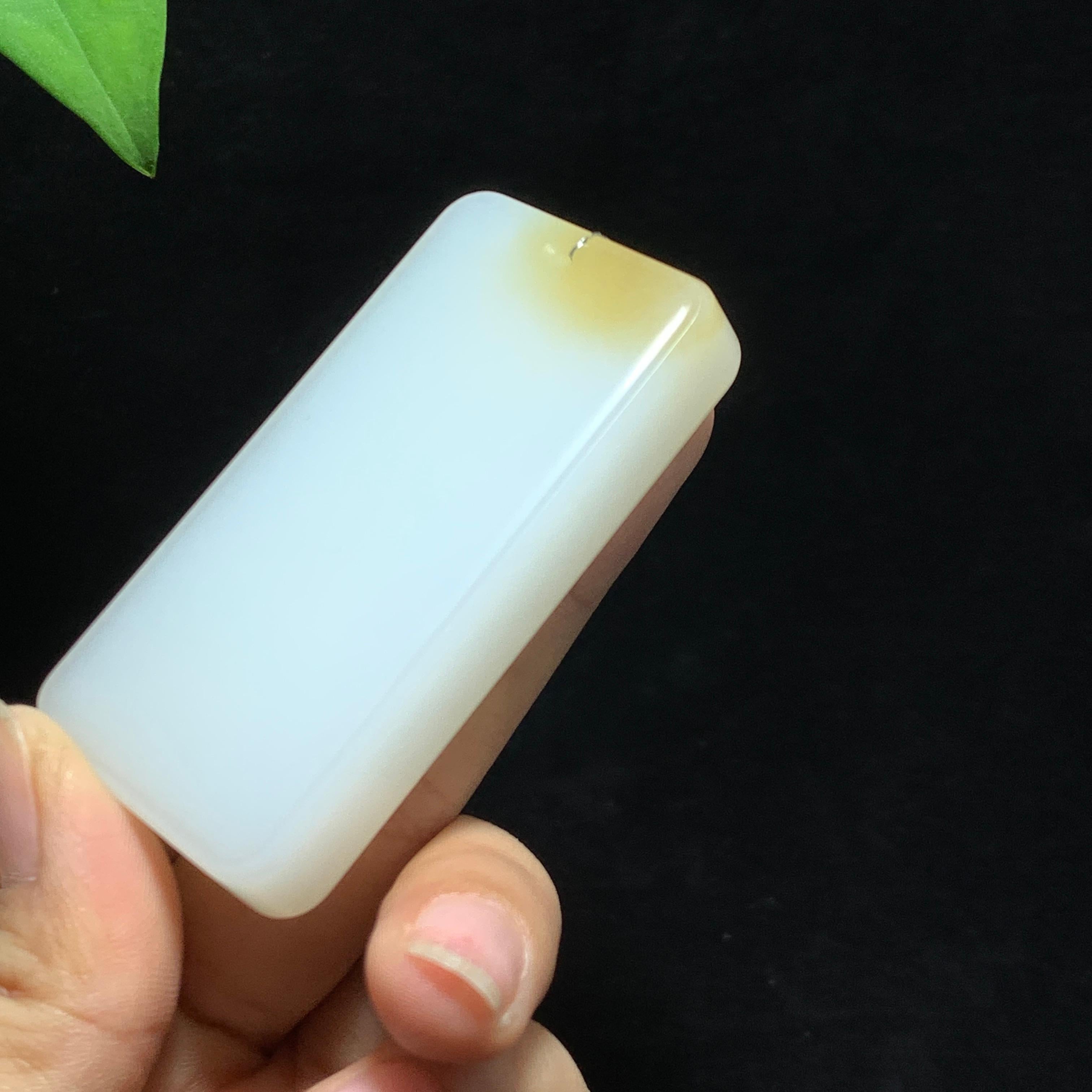 和田山料糖白玉无事牌挂件（73.6g）
