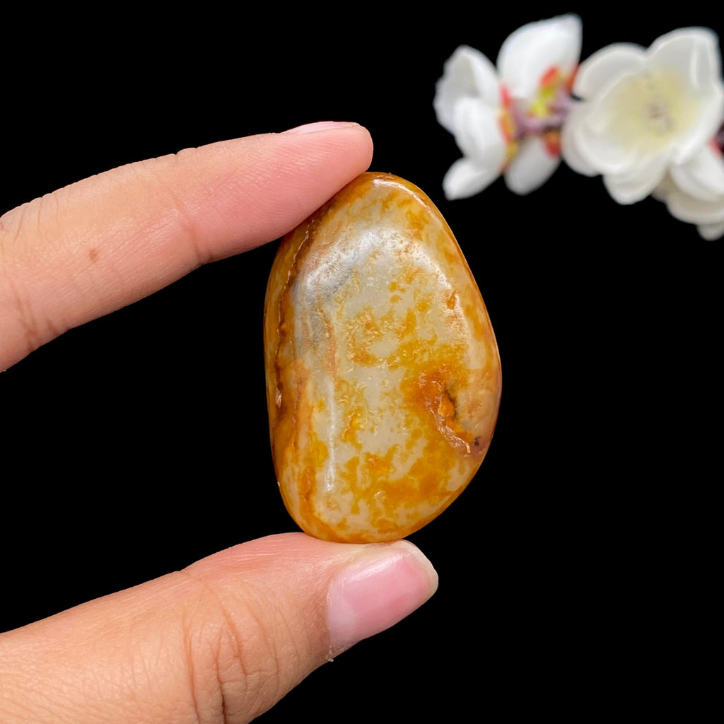 和田玉洒金皮青花低籽料（30.2g）