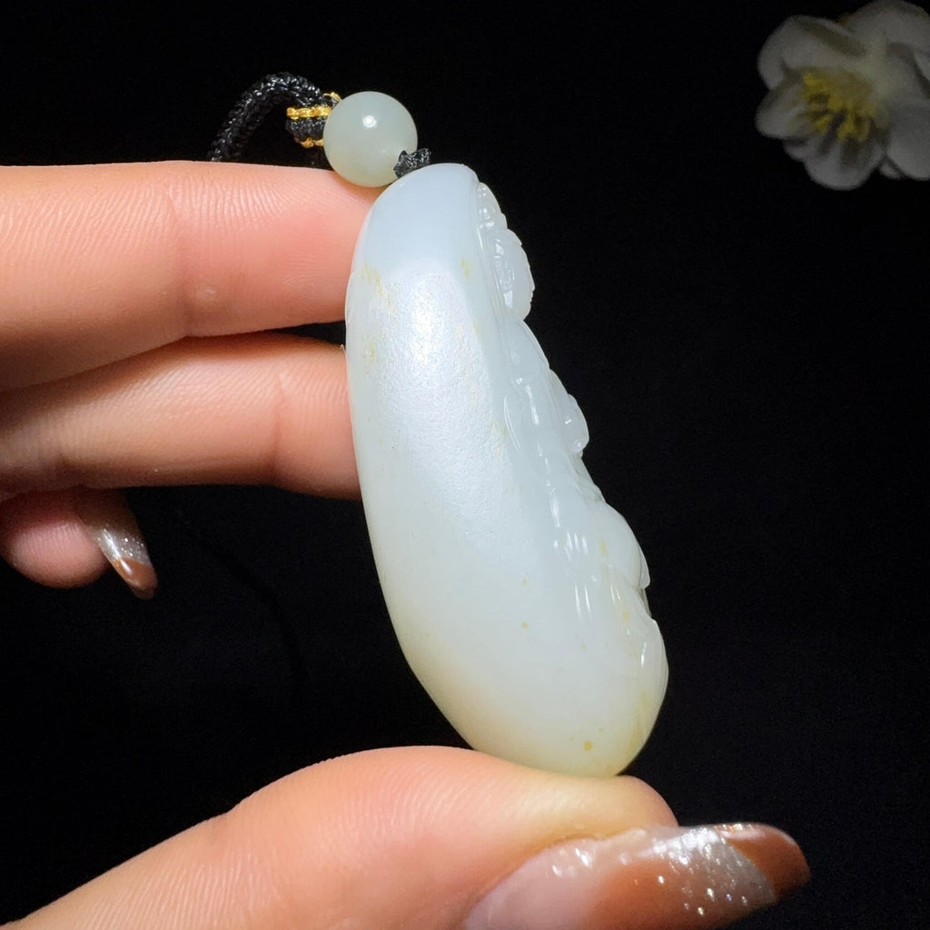和田玉籽料观音挂件（50.2g）