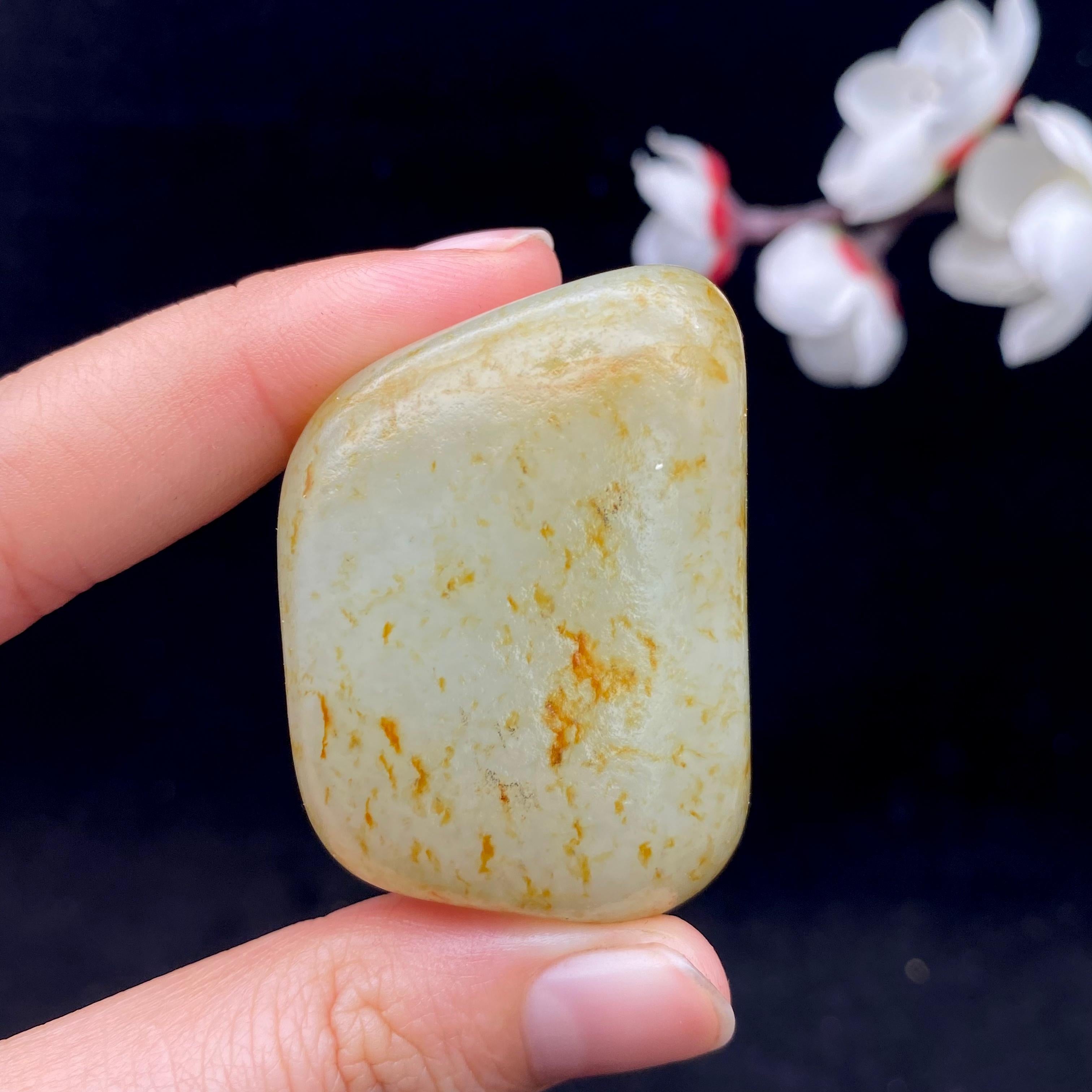 和田山料糖白玉龙凤对牌（52.5g） – 厚德载玉