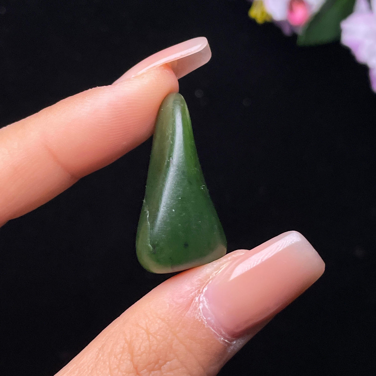和田玉碧玉籽料挂件（8.22g）