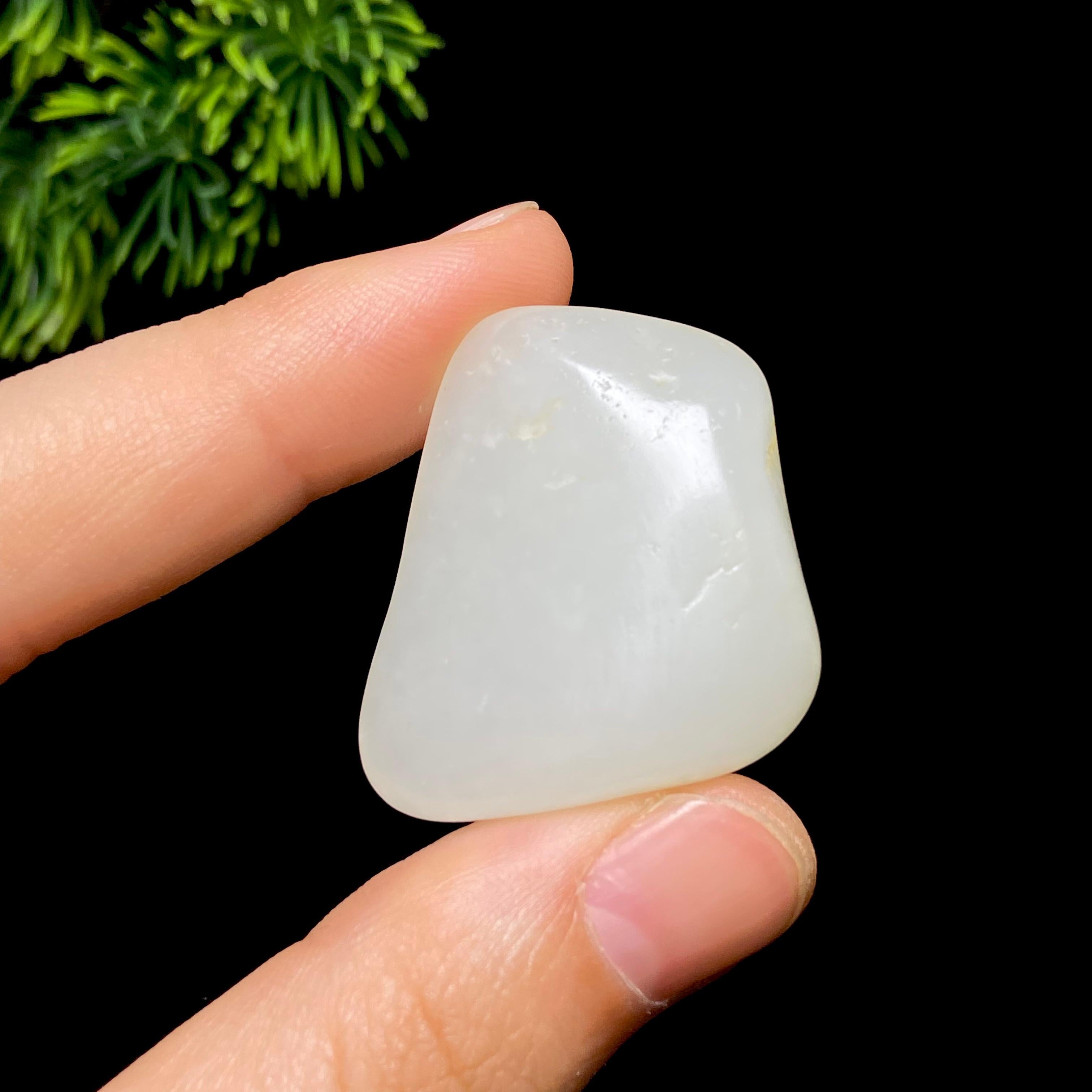 和田玉白玉籽料（17.3g）