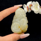 和田玉洒金皮带翠籽料【如意】挂件（91.8g）