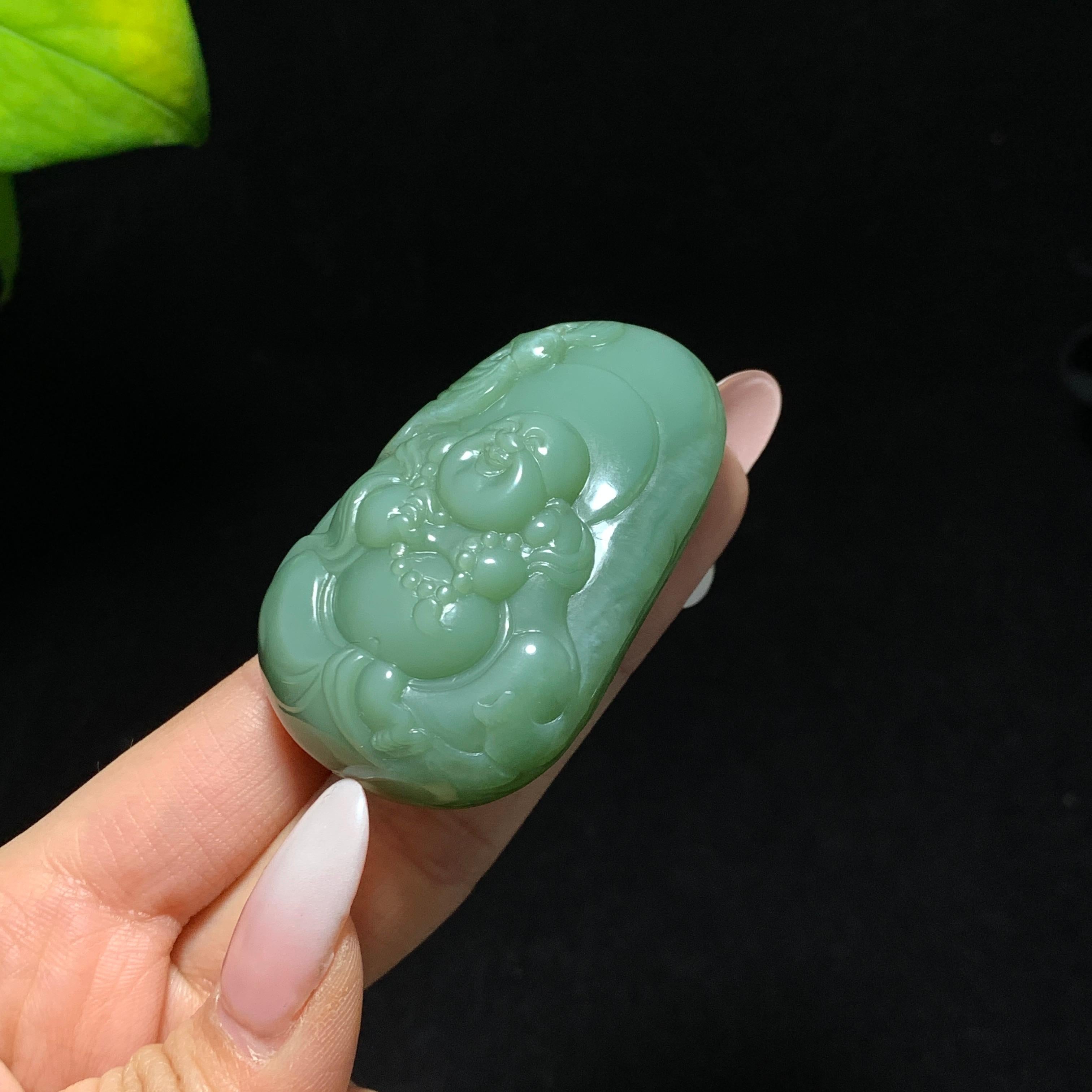 和田山料碧玉粉青猫眼佛公挂件（58.6g）