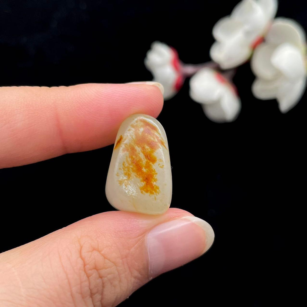 和田玉黄皮籽料（8.2g）