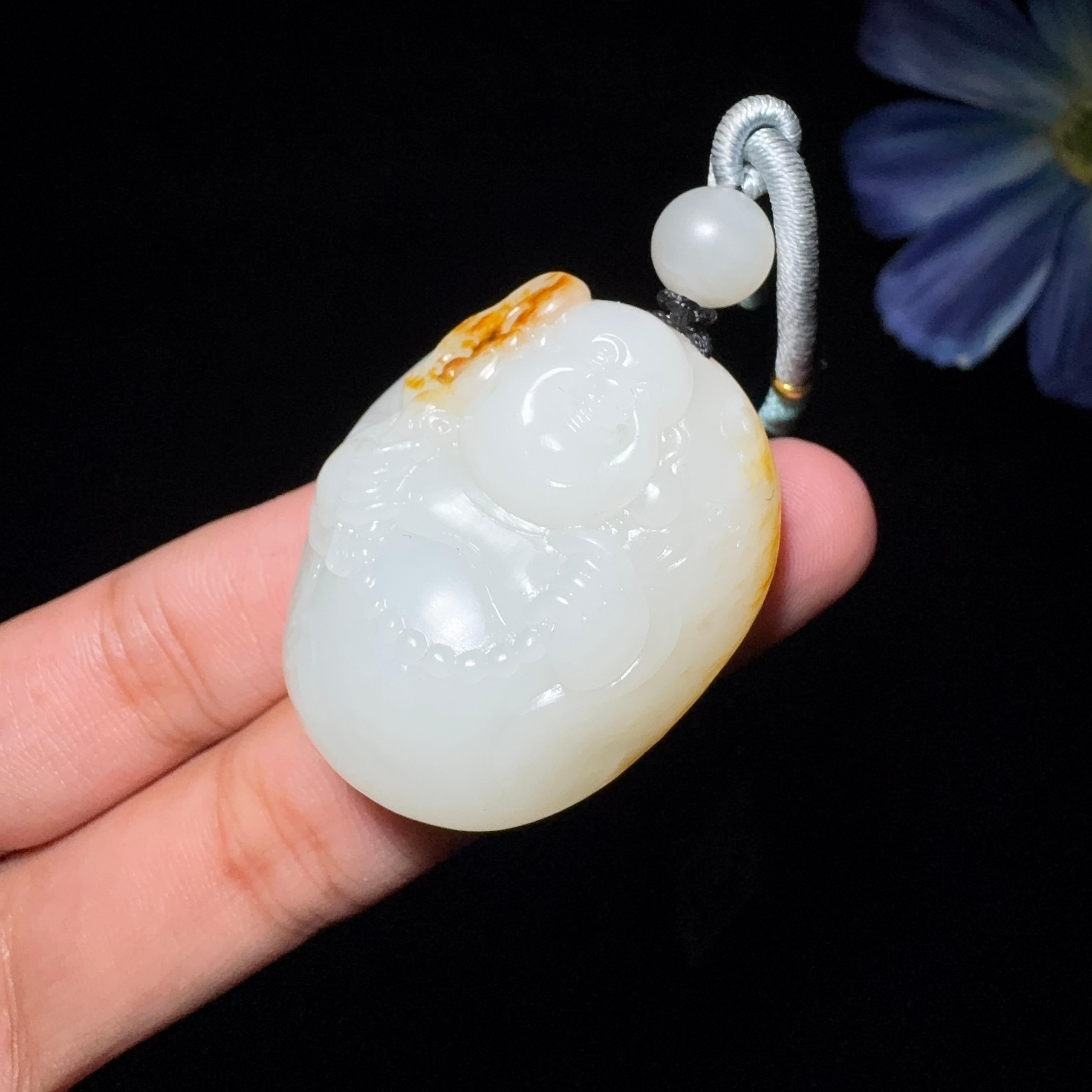 精品和田玉籽料挂件佛公（34.6g）