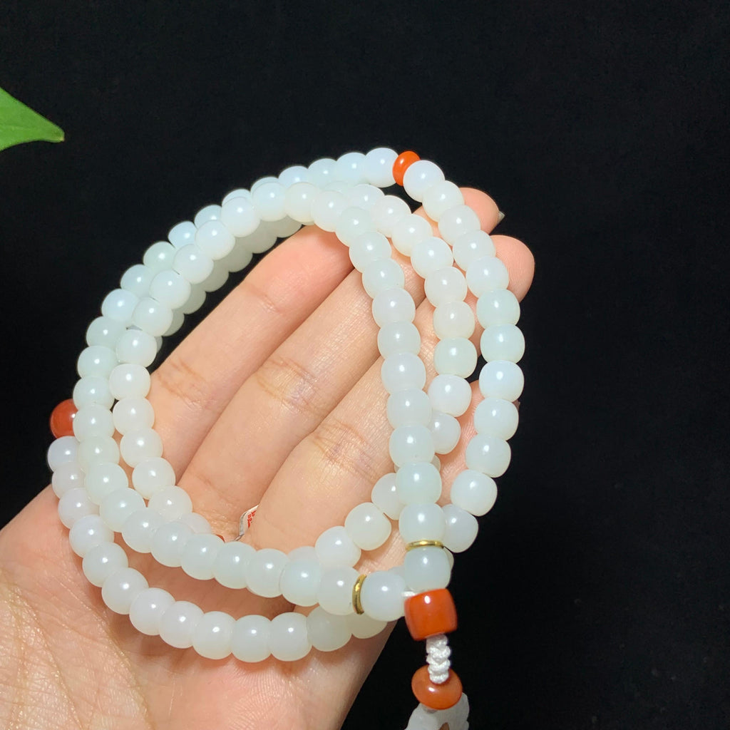 收藏级和田山料羊脂白玉108 颗老型珠项链（55.0g）