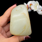 和田玉聚红皮籽料原石（357.1g）