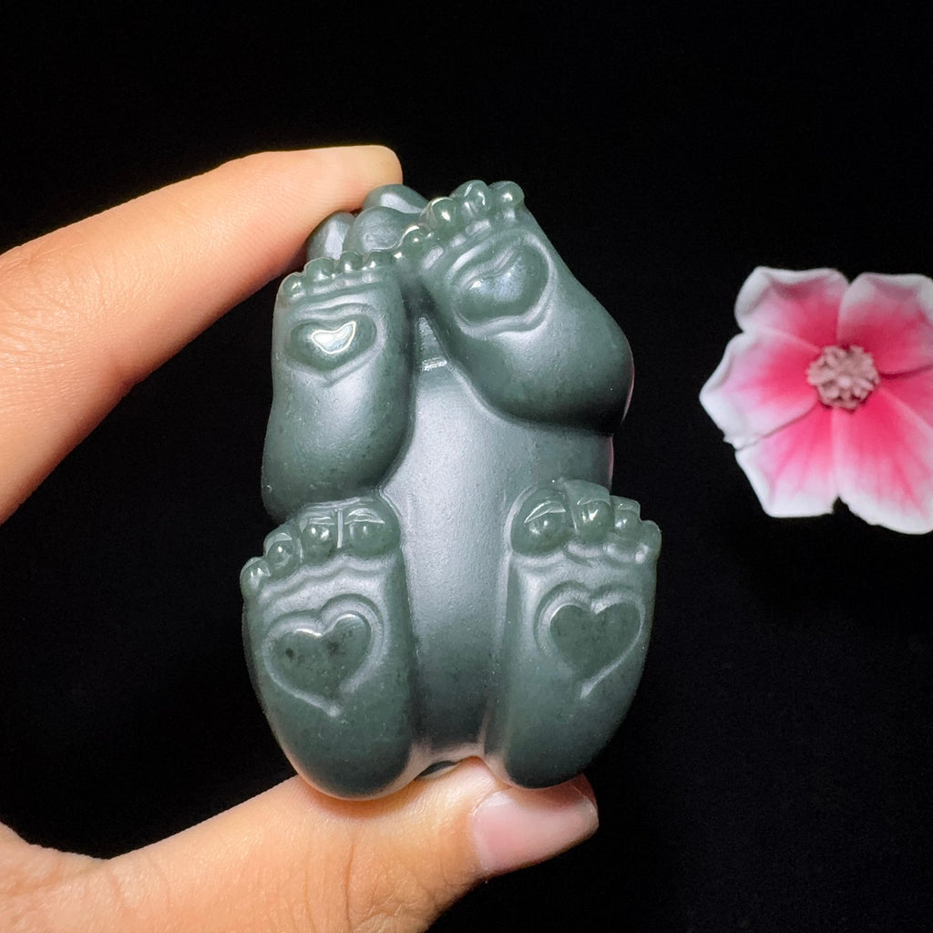 和田玉沙枣青手把件兔子（160.0g）
