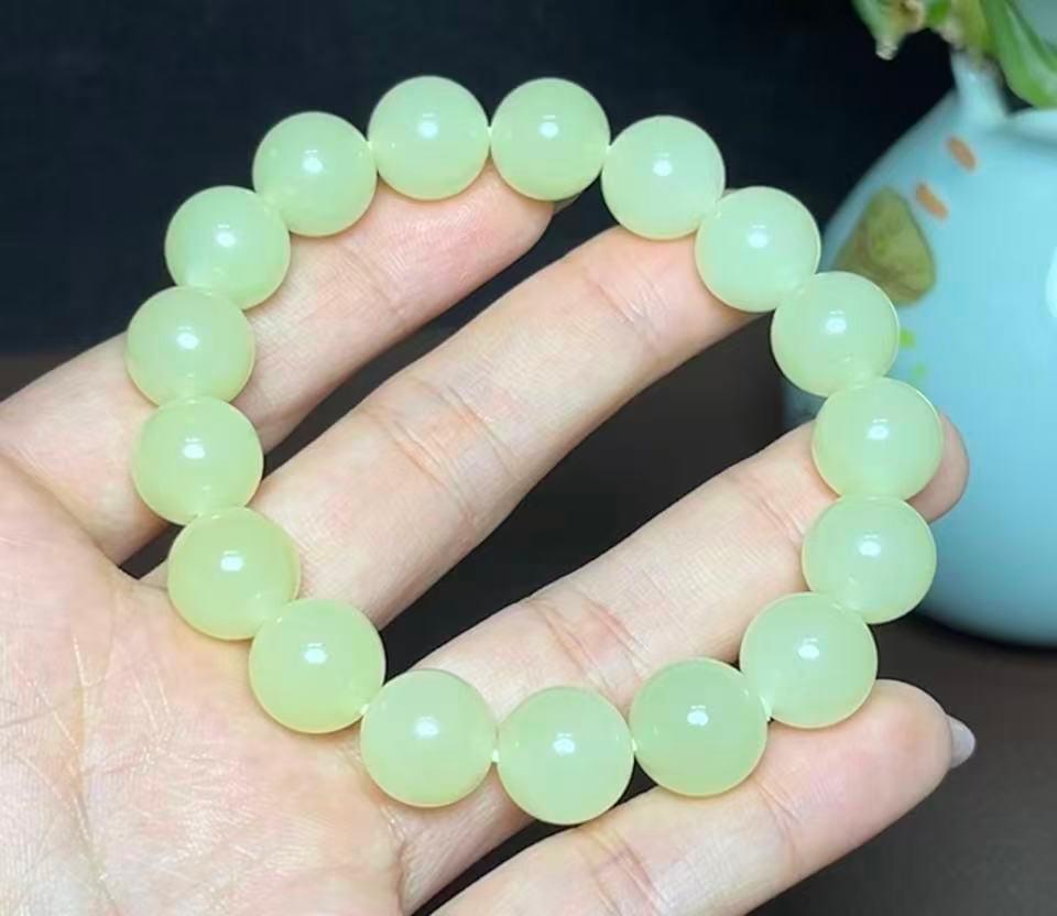 新疆和田玉若羌黄口料高品质圆珠手串（44.6g）