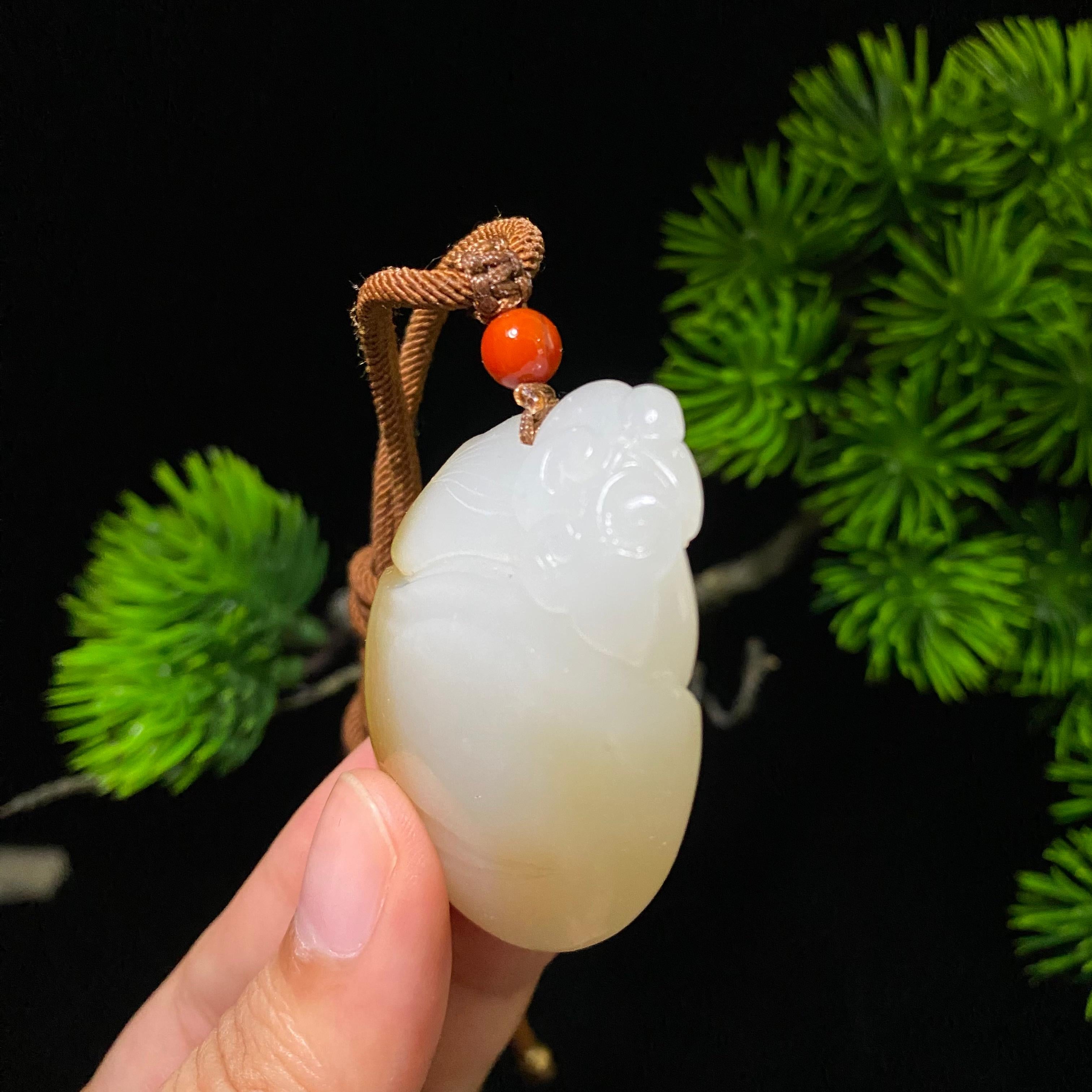和田玉山料鹅如意（34.6g）