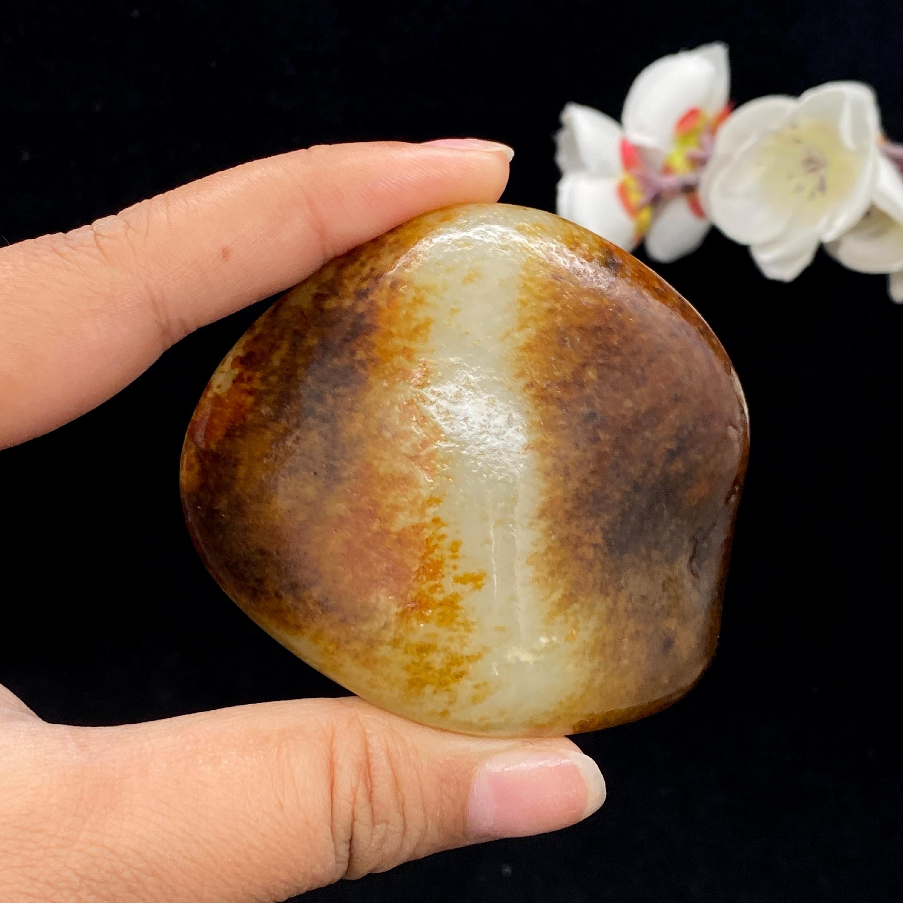 【甄选】和田玉聚黄皮籽料手把件（197.8g）