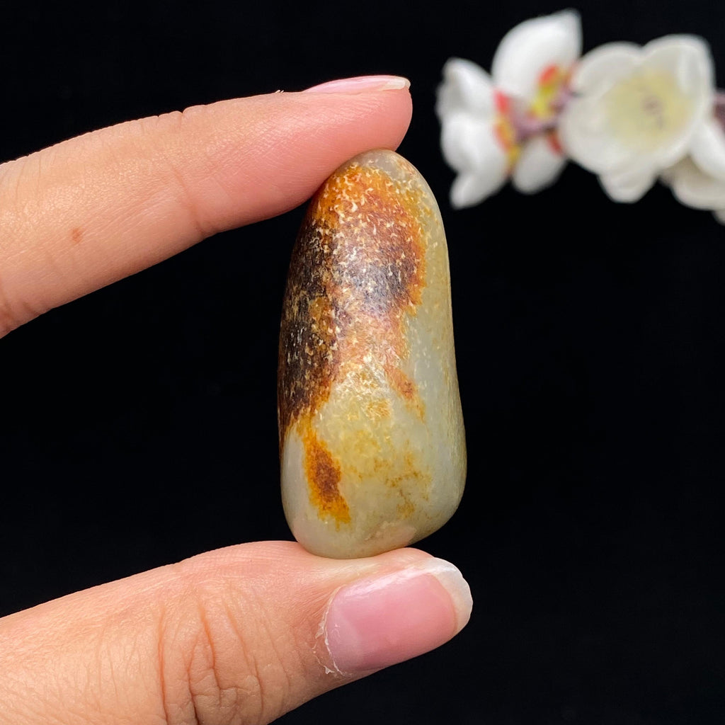 【超值推荐】和田玉聚黄皮籽料挂件（34.3g）