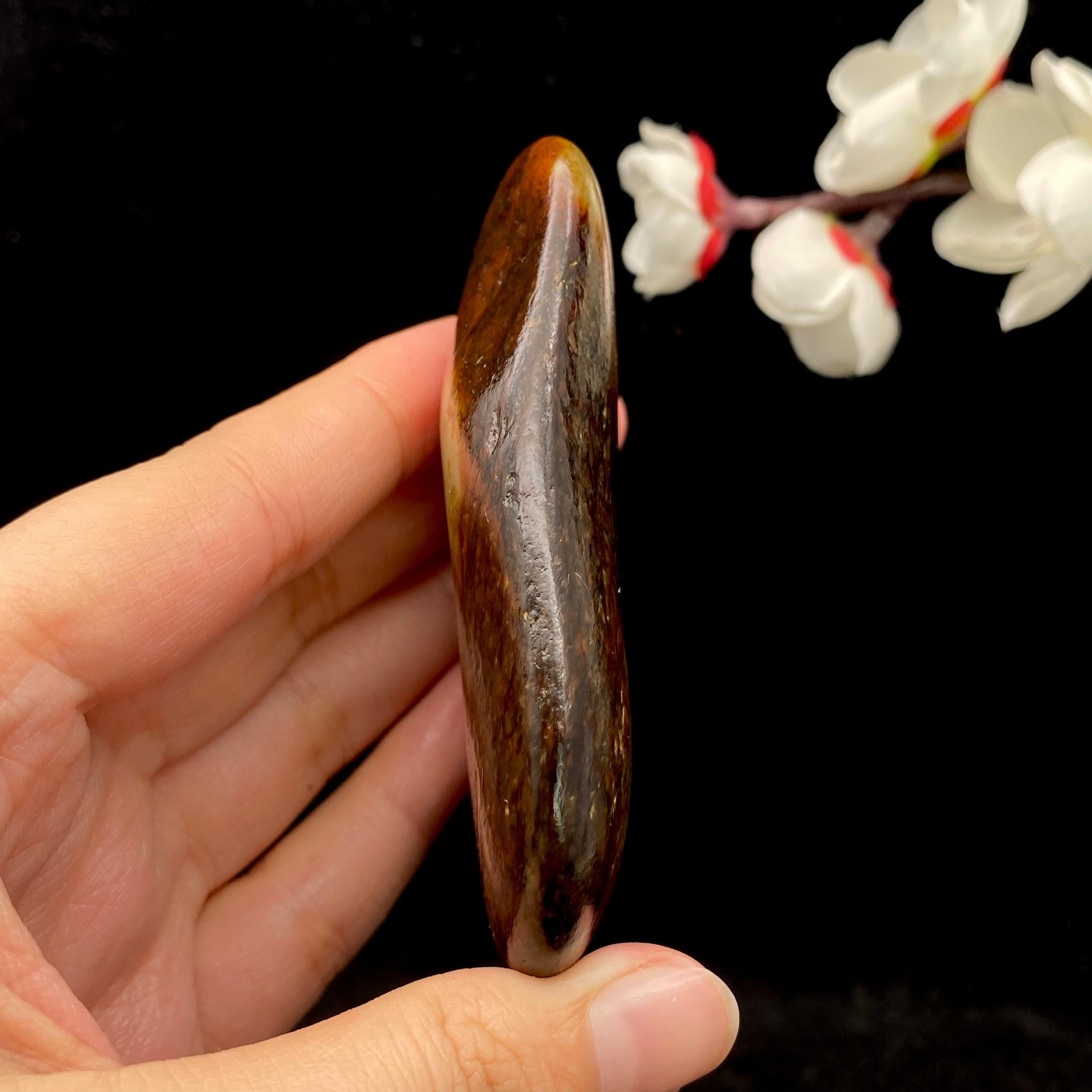 和田玉红沁皮籽料原石（136.2g）