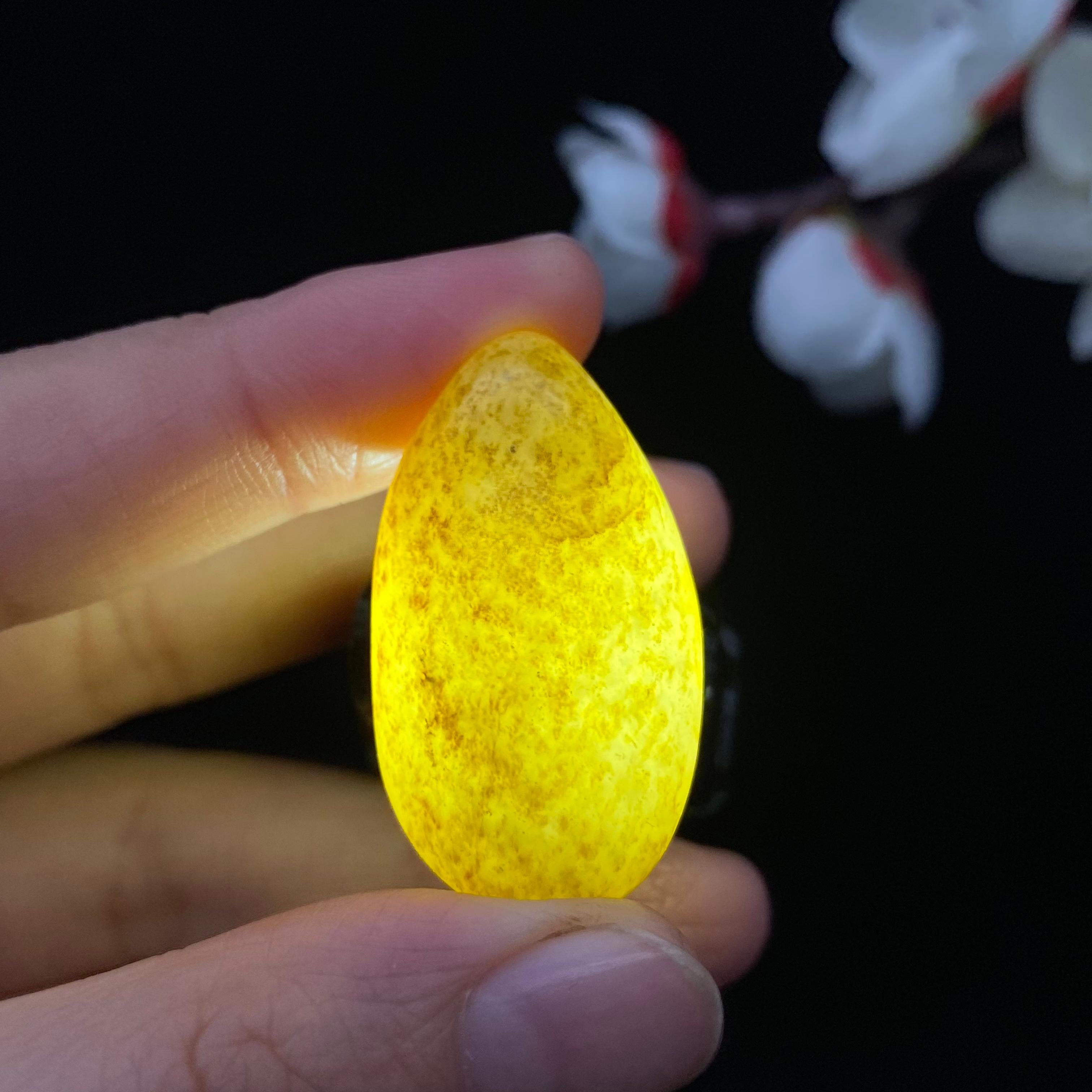 和田玉洒金皮籽料吊坠籽（14.6g）