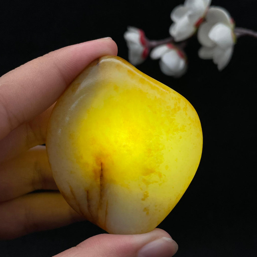 和田玉洒金皮籽料（62.7g）