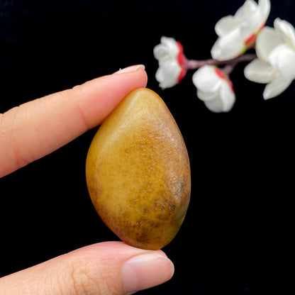 和田玉满黄皮籽料挂件（23g）