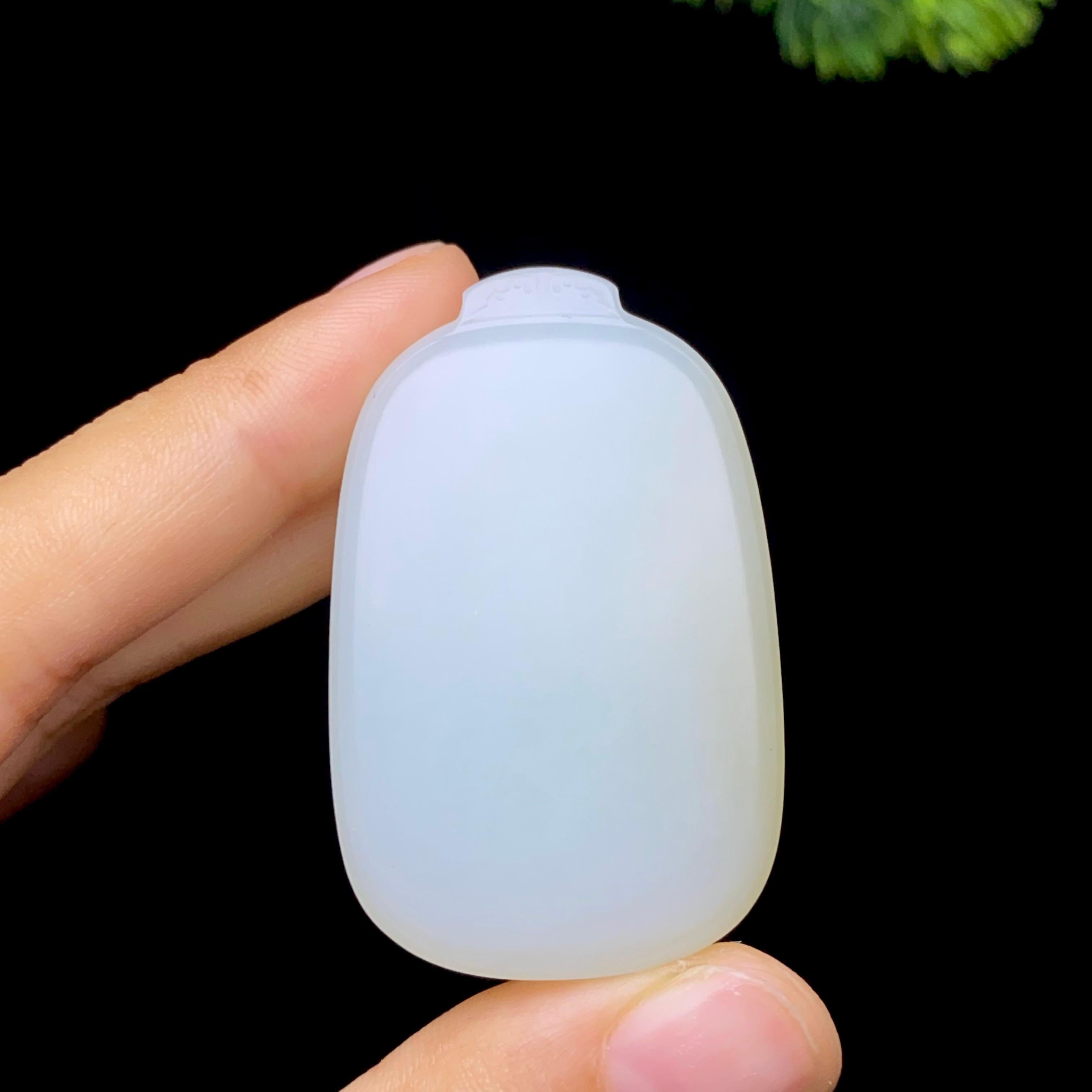 和田玉糖白无事牌（32.9g）