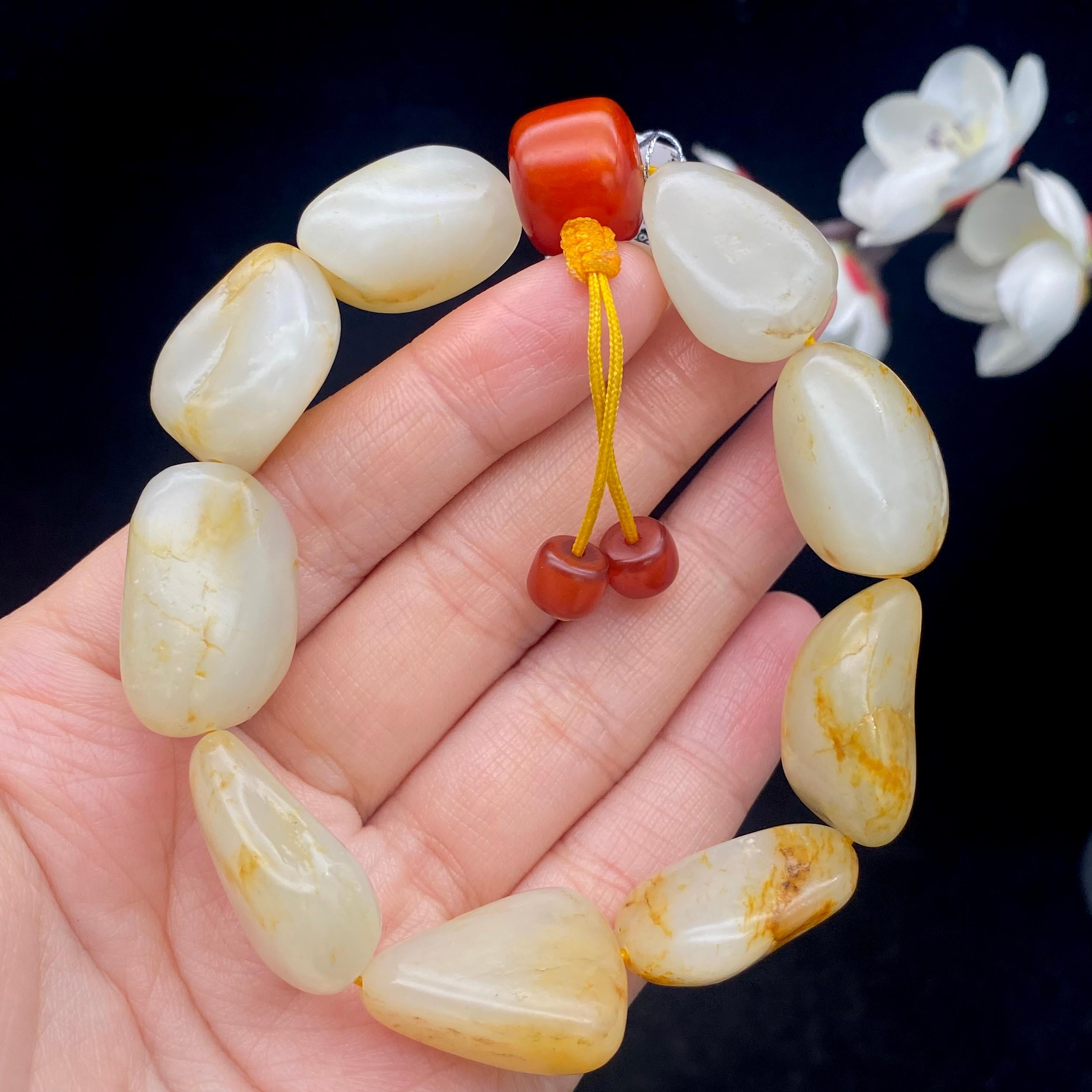 和田玉洒金皮籽料【精品手串】（66.1g）