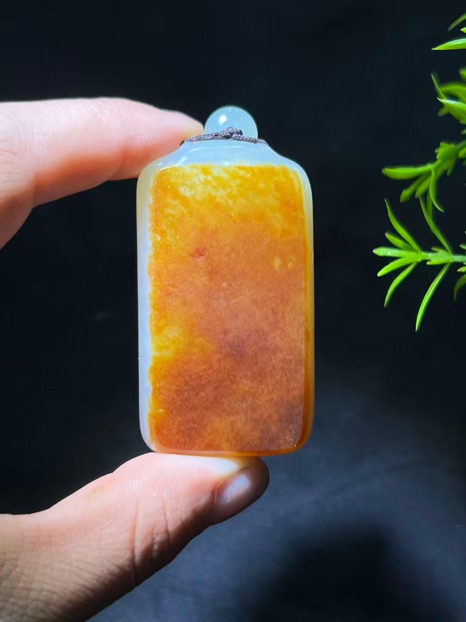 和田玉籽料无事牌（58.2g）