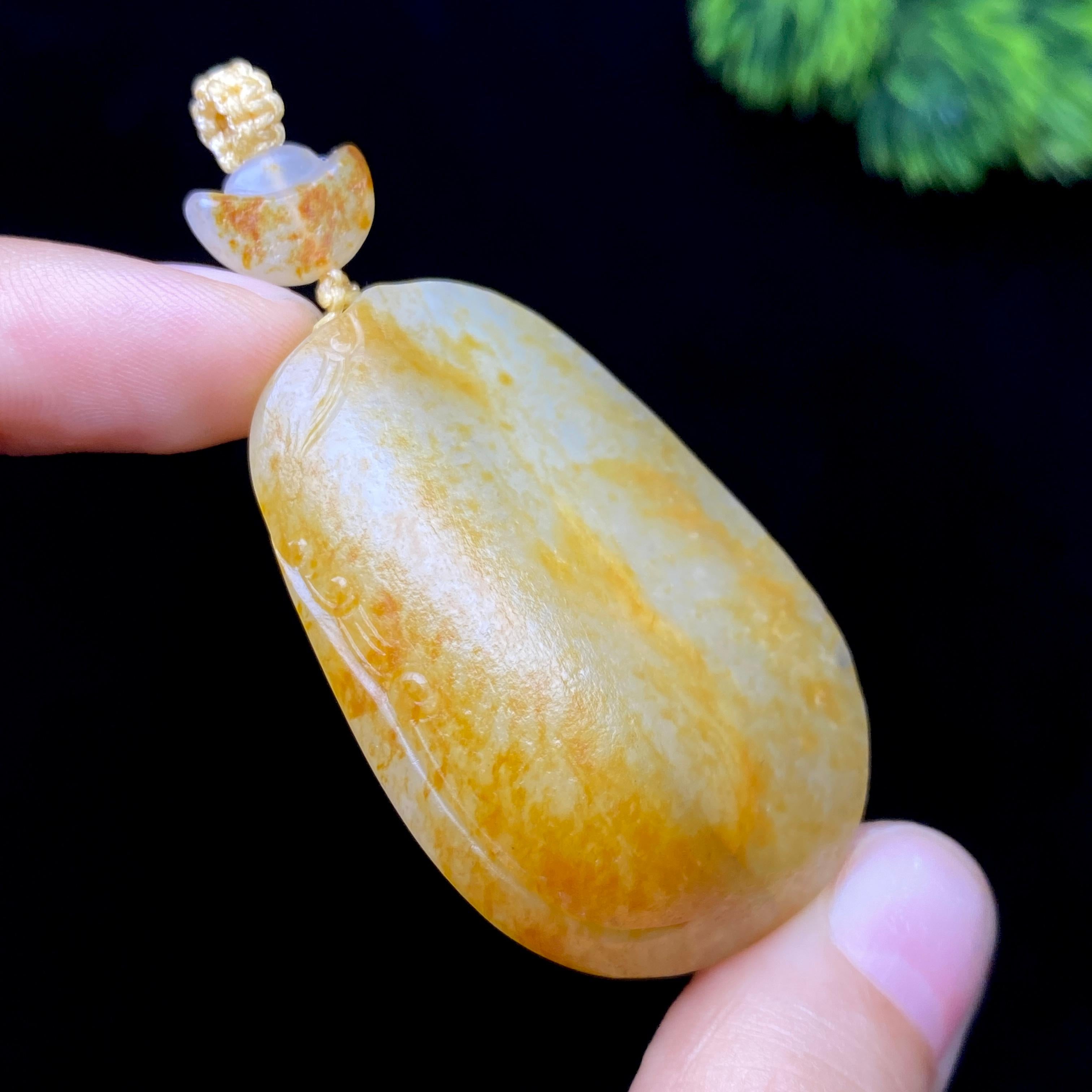 和田玉籽料无事牌（31.2g）