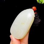 和田玉籽料无事牌（65.8g）