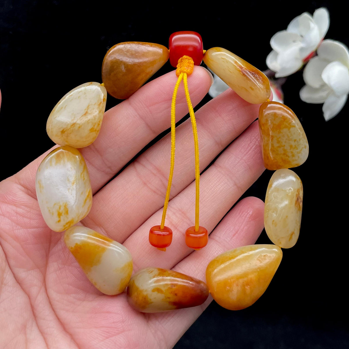 和田玉红皮籽料【精品手串】（55.2g）