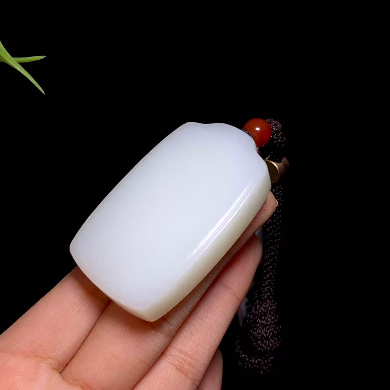 和田山料白玉无事牌（55.4g）