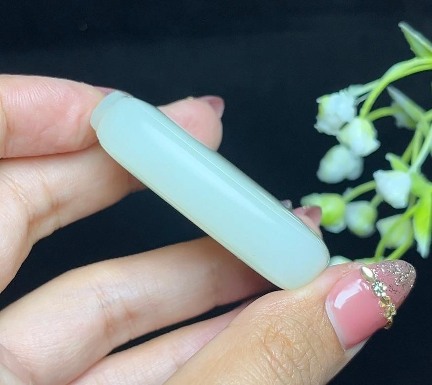 和田玉平安无事牌（47.8g）
