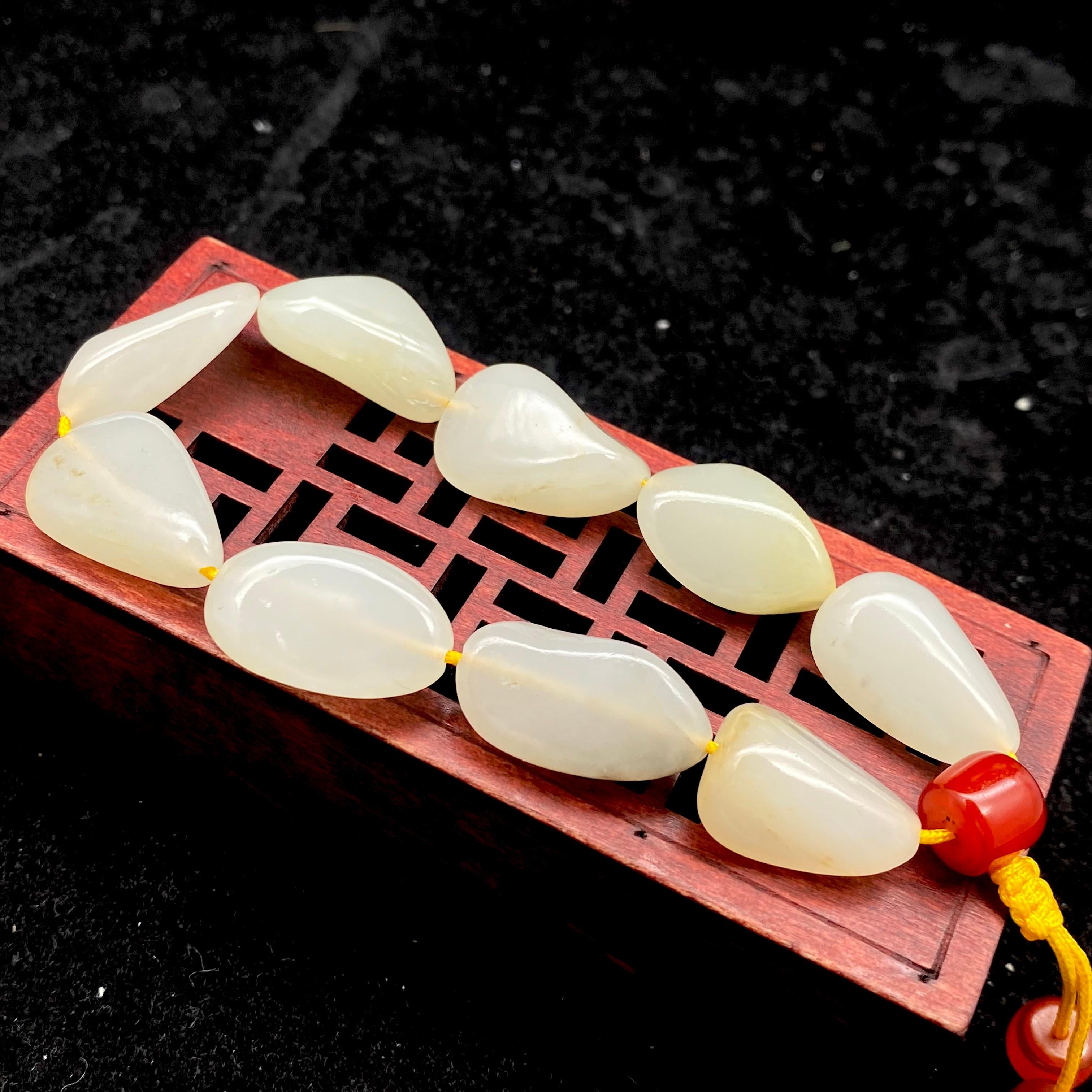 和田玉秋梨皮【精品手串】（34.3g）