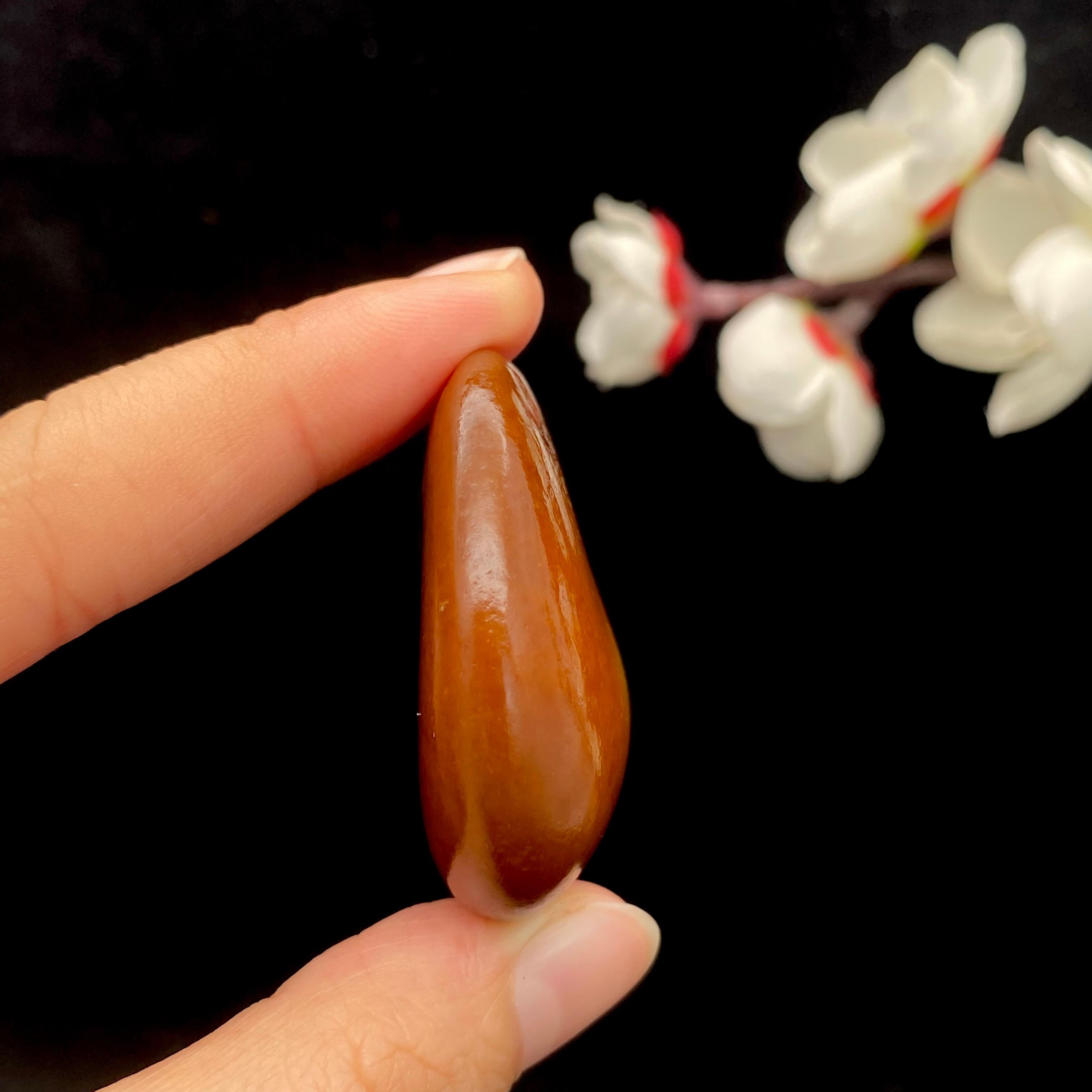 和田玉红沁皮籽料原石（33.4g）