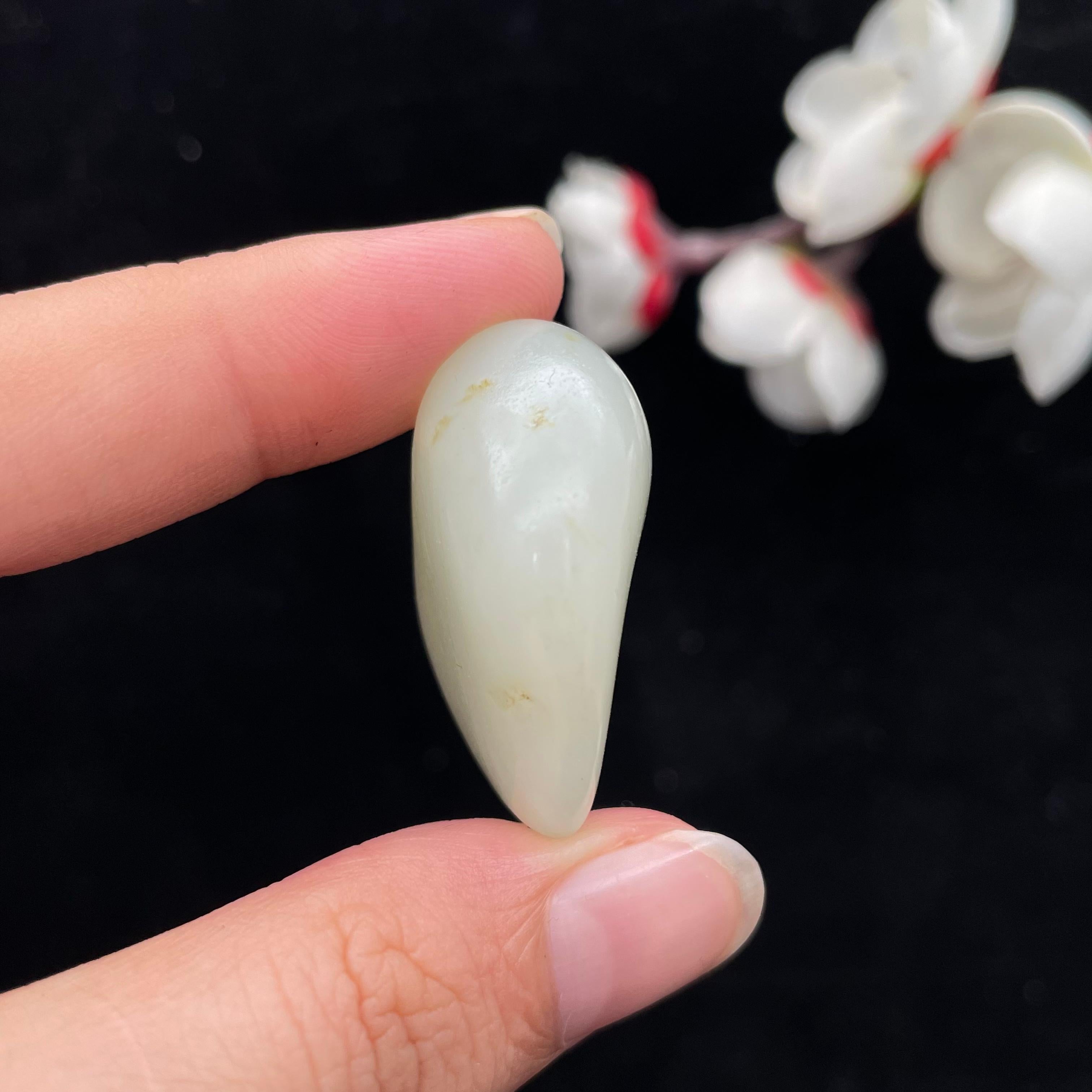 和田玉白玉籽料（18.2g）
