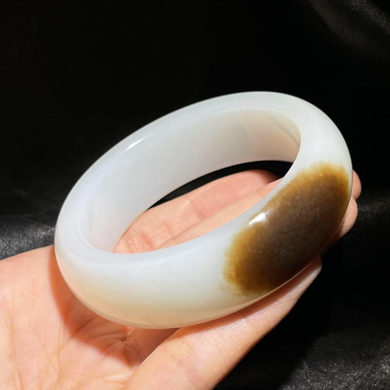 和田玉糖羊脂白玉手镯（82.7g）
