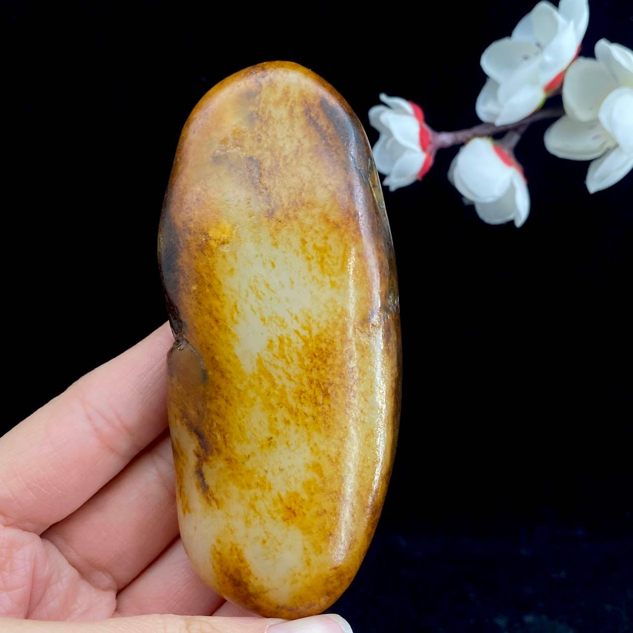 和田玉聚红皮籽料原石（170.2g）