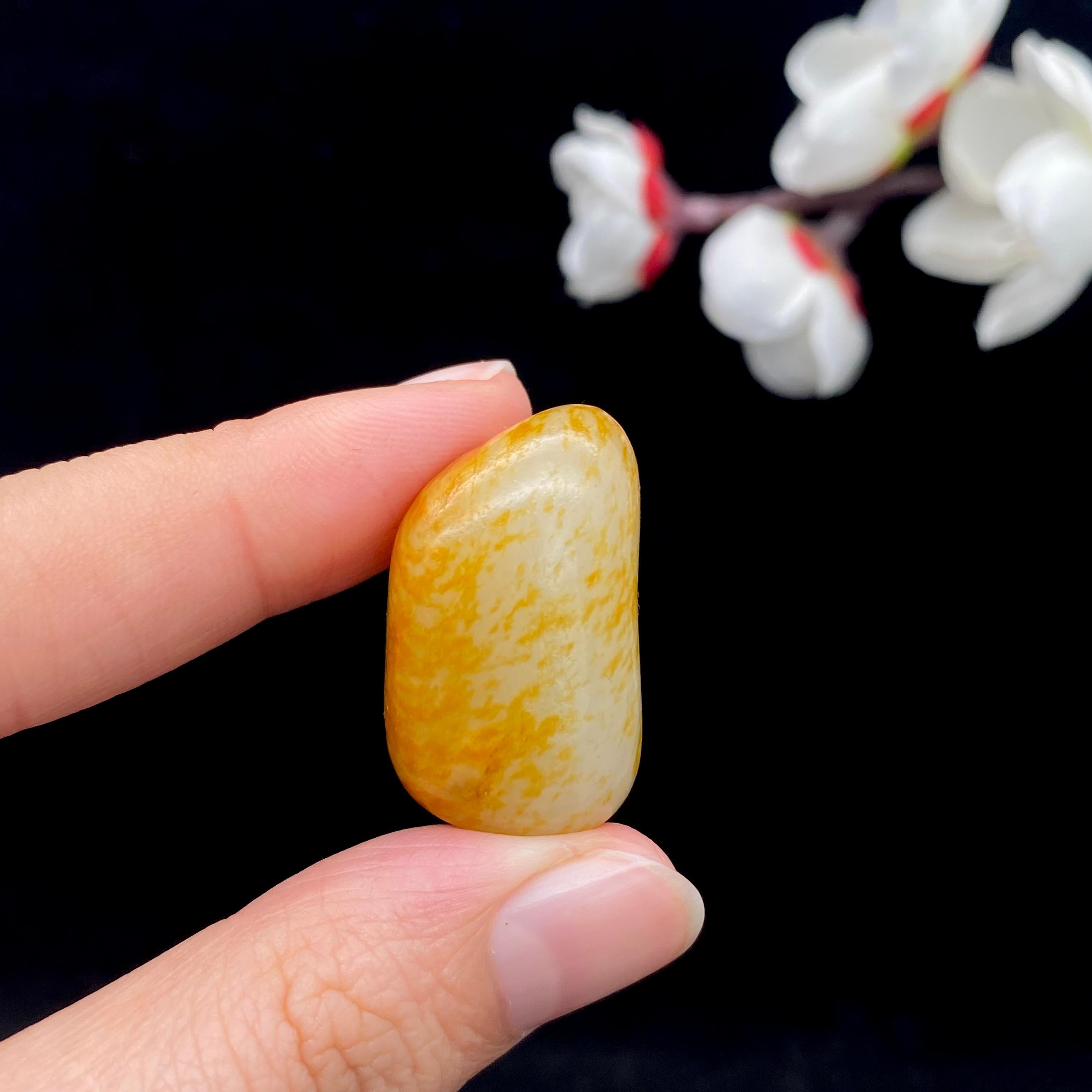 和田玉洒金皮籽料原石（14.1g）
