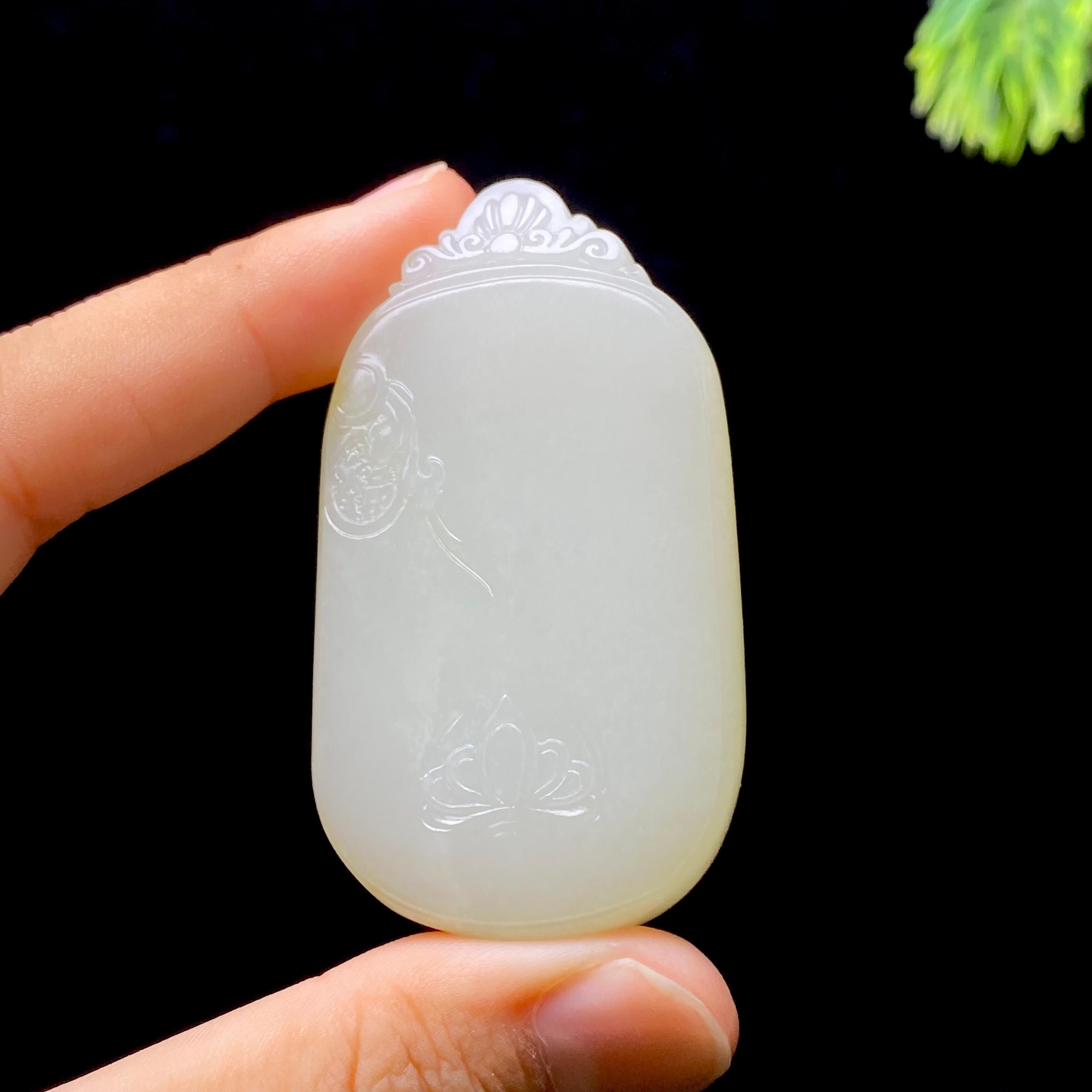 和田玉籽料无事牌（48.9g）