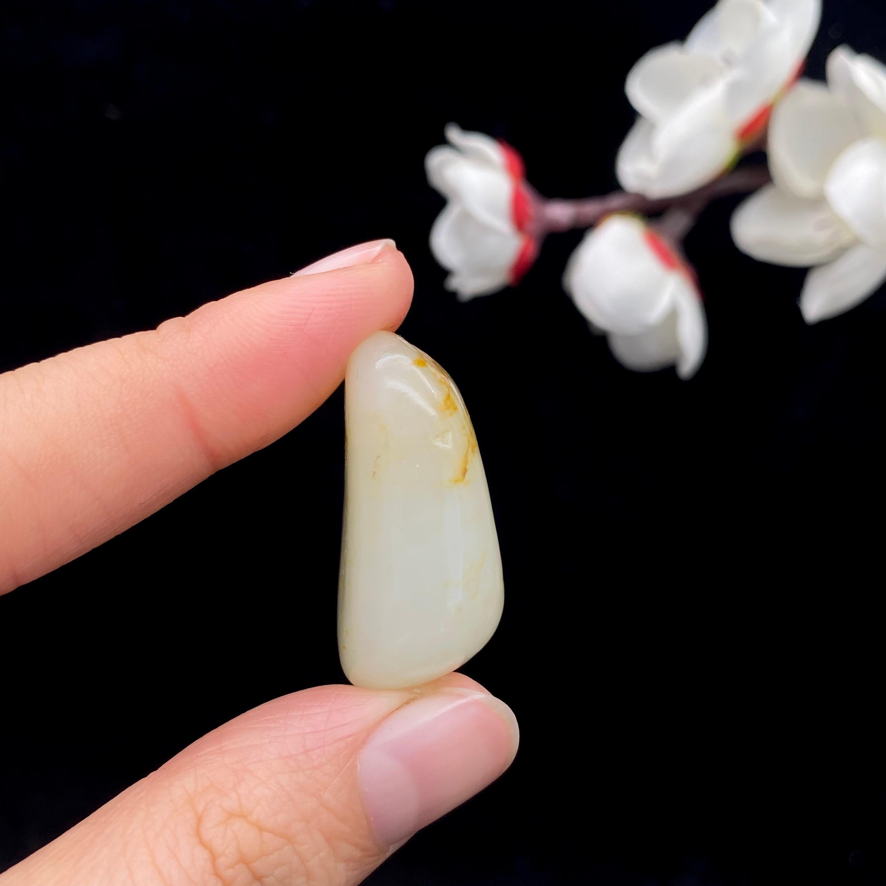 和田玉洒金皮籽料挂件（17.3g）