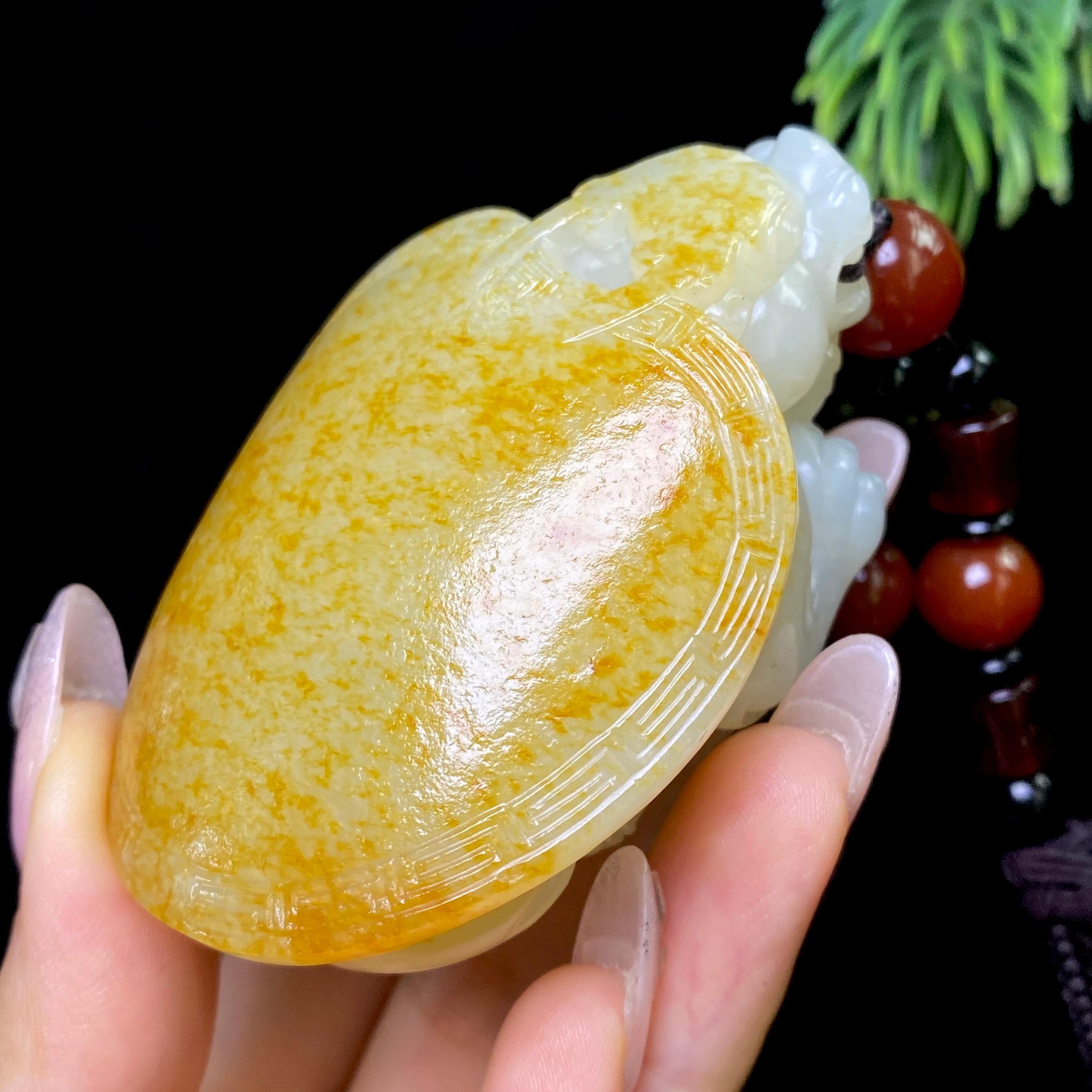 和田玉籽料龙龟手把件