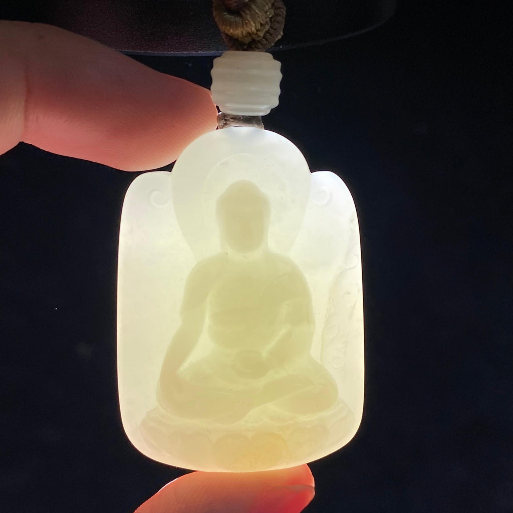 和田玉新疆且末米达料白玉观音（27.9g）