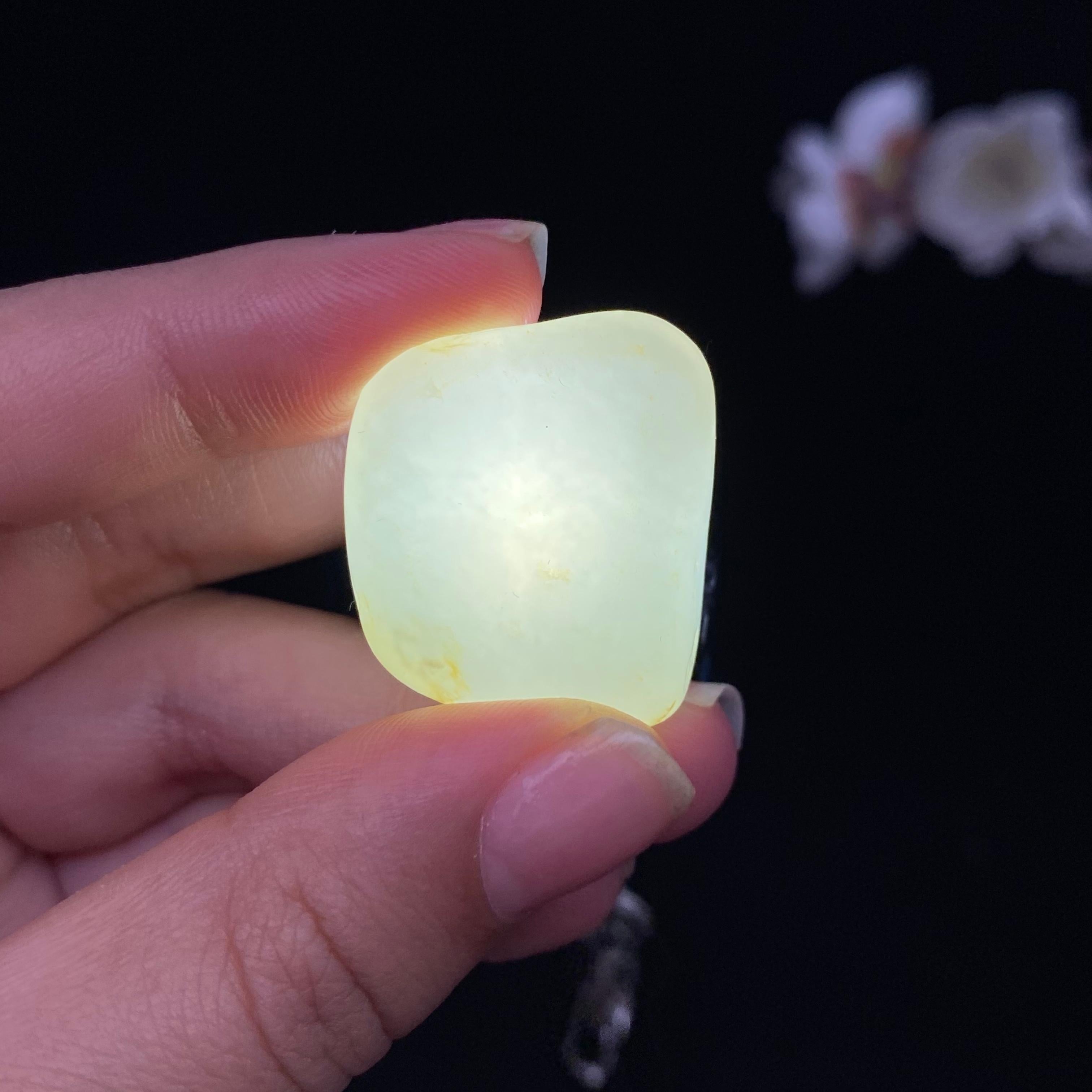 【超值推荐】和田玉白玉籽料吊坠籽（11.1g）