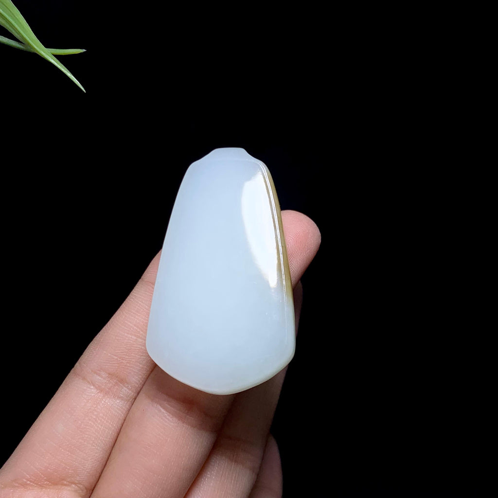 和田玉糖白无事牌（28.5g）