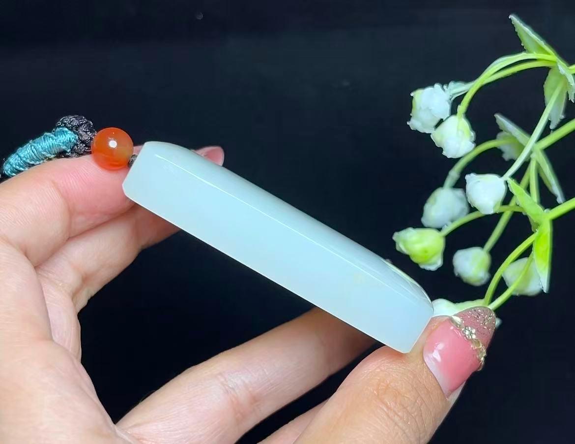和田玉糖白玉平安无事牌（88.2g）