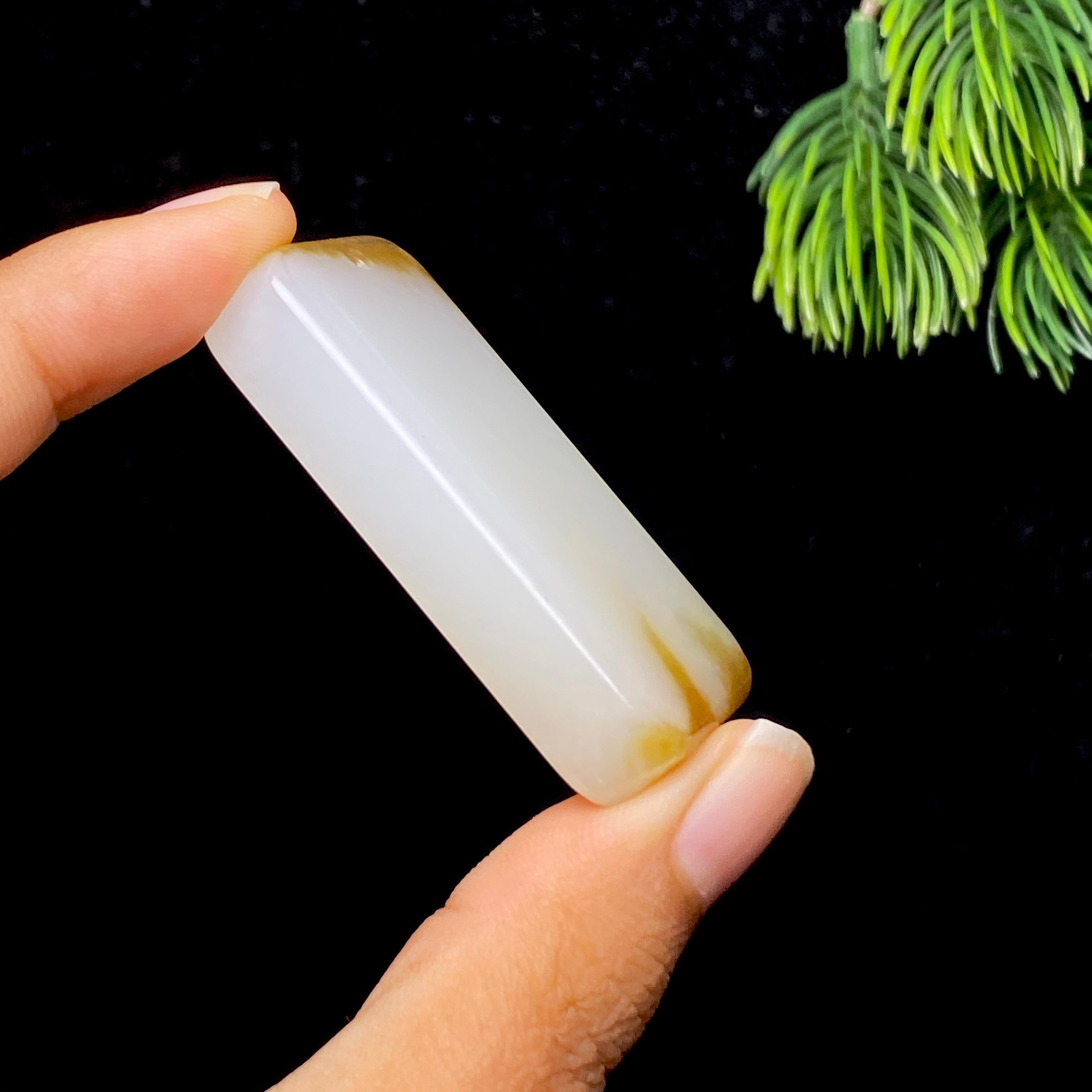 和田玉糖白无事牌（36.0g）