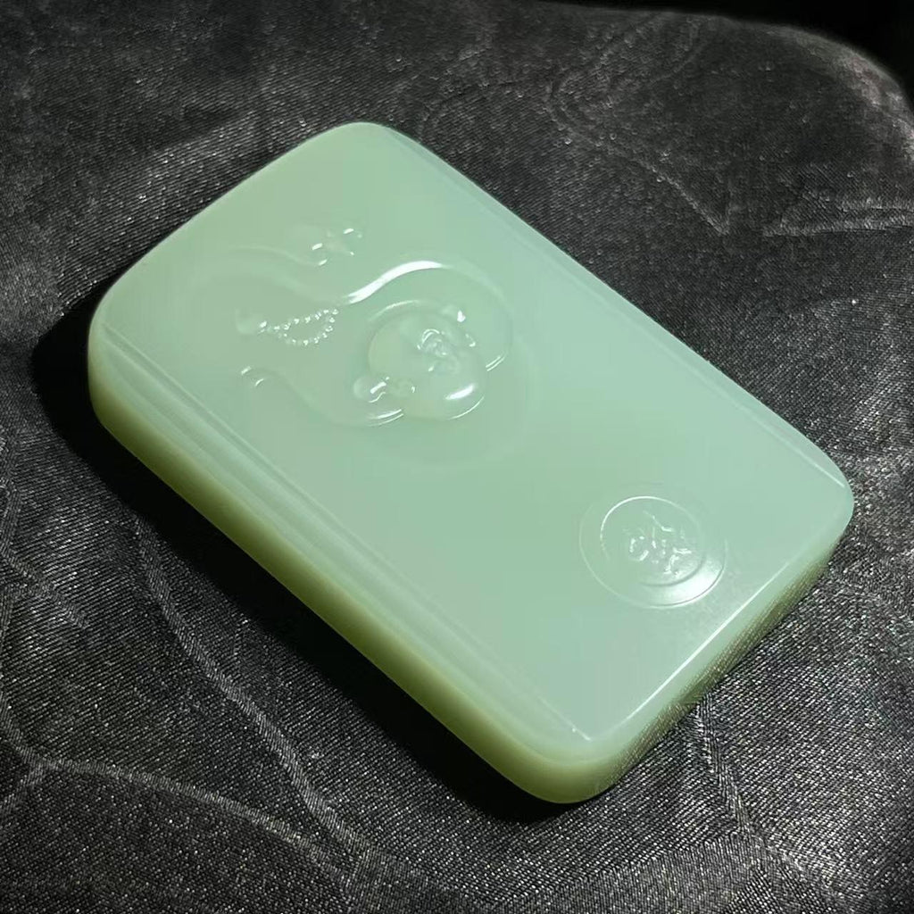 和田玉碧玉粉青佛公牌（50.7g）