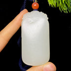 和田玉籽料无事牌（67.3g）