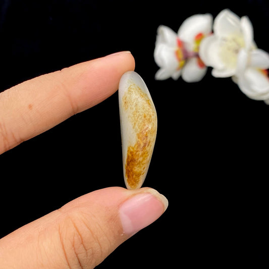 【超值推荐】和田玉洒金皮青花底籽料吊坠籽（15.1g）