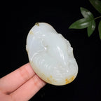 和田玉籽料雄鸡手把件（141.3g）